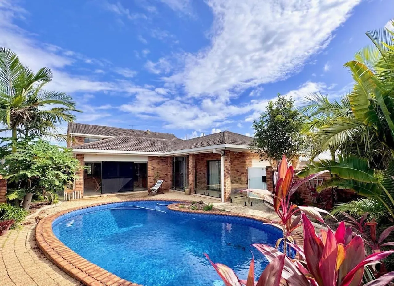 Boomerang Retro 70S Family Home Waterfront Pool Gold Coast 0*,  Australie